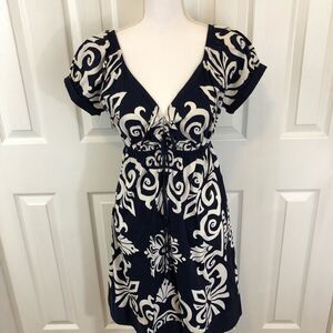 Tres Chic Navy Blue And White Cap Sleeve Dress Size M